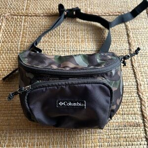 Columbia camo Fanny pack with Adjustable Strap
